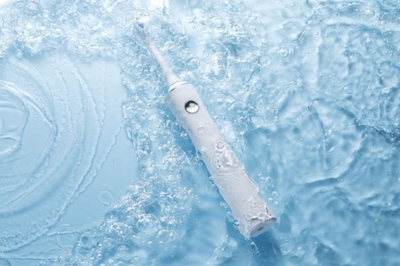 “轻奢”电动牙刷在中国市场的困境 高端光环下的“纸制品”危机